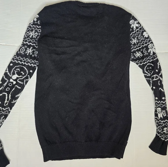 Holiday Sweater - Picture 3 of 3